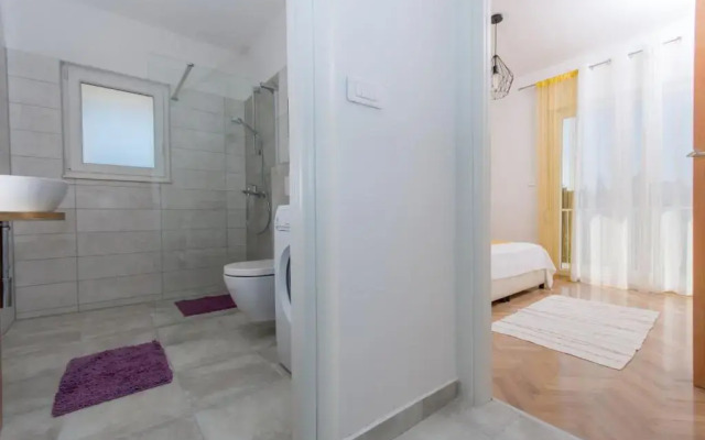 Apartment Mika1