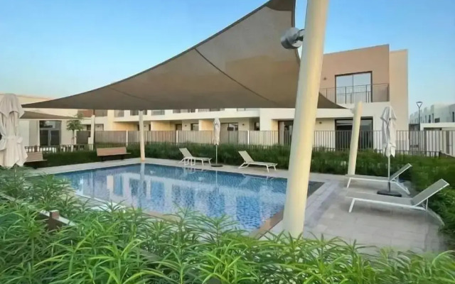Spacious 3BHK Townhouse-Emaar South Golf