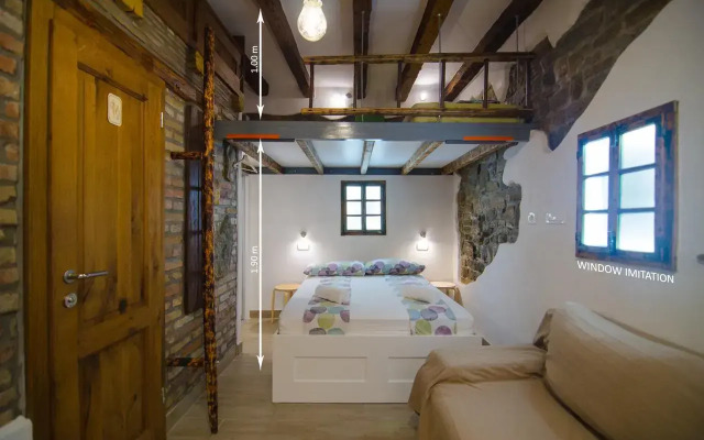 Traditional Piran studio