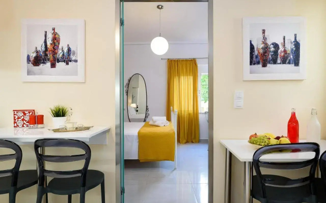 Lithinon House