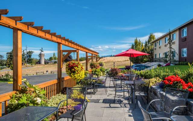 Red Lion Inn & Suites Sequim