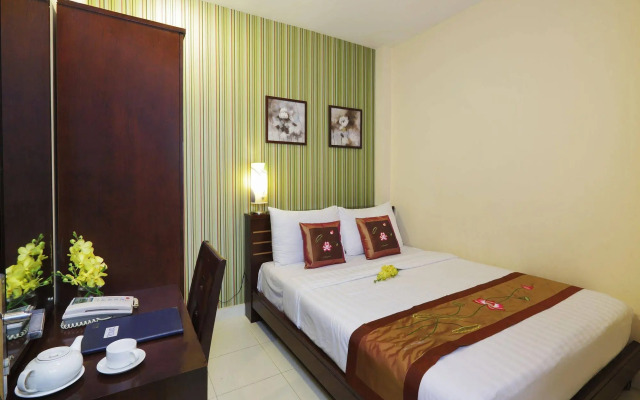 Sen Saigon Hotel