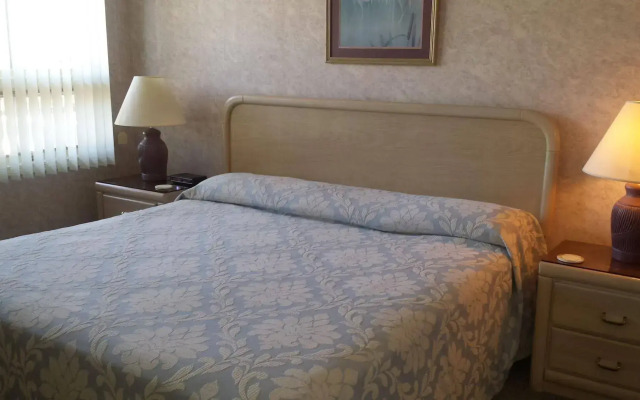Roark Vacation Resort