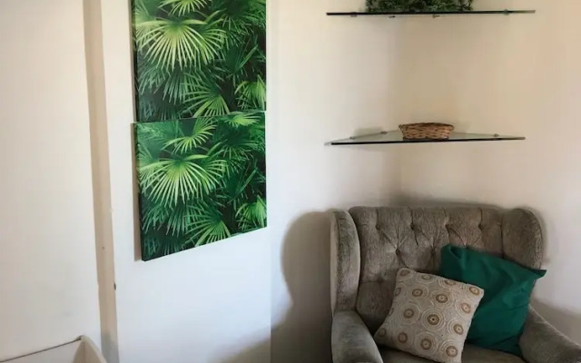 Apartamento com Piscina a Beira Mar