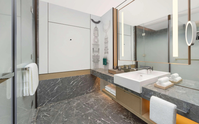 DoubleTree by Hilton Kunming Airport