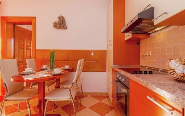 Authentic Apartment in Dramalj Croatia