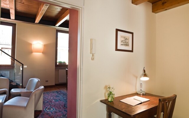 Sanzenetto Apartments