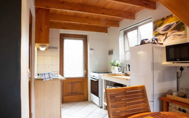 Theebos Anneline's Self Catering Apartments