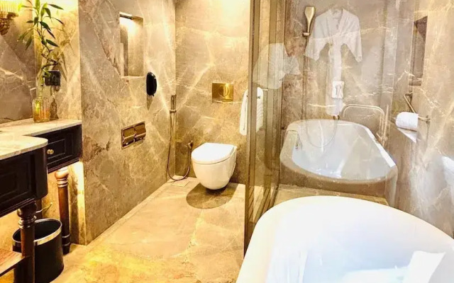 Fountain Hotel