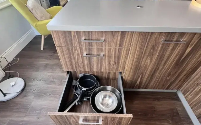 Cozy London Apartment With Great Location