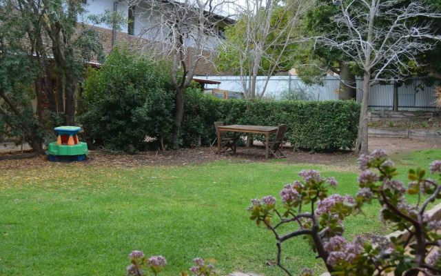 The Old Parkes Convent