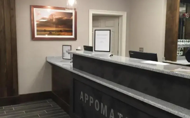 Appomattox Inn and Suites