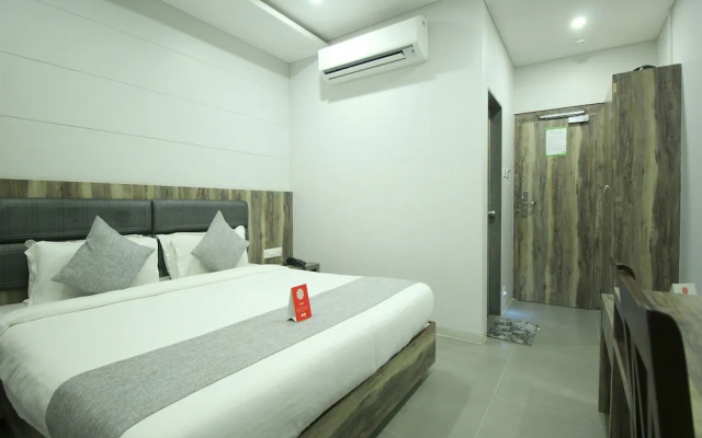 Hotel Limra Vadodara