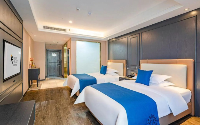 Rezen Select Hotel（Rizhao Wanda Plaza）