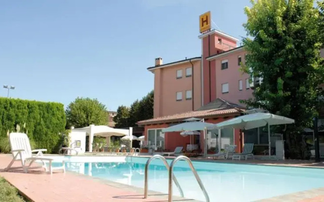 Hotel Zoello Je Suis