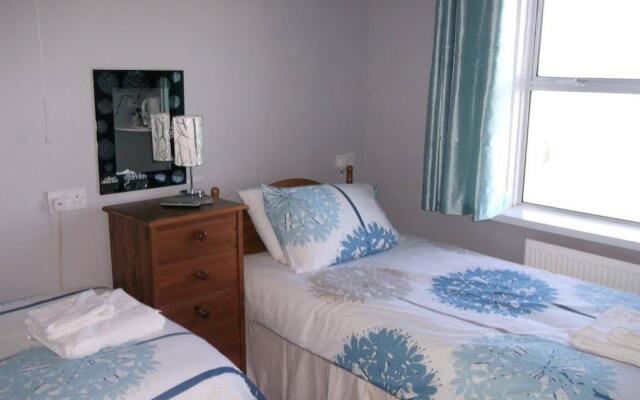 Kenton Hotel