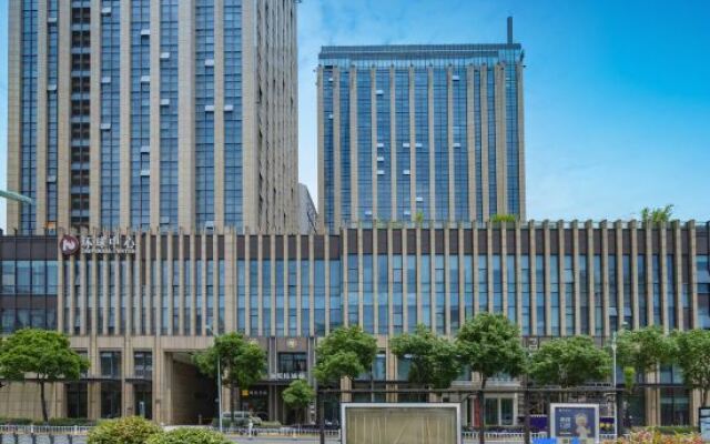Hangzhou Bay Universal Hotel