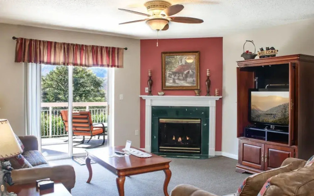 Whispering Pines 513