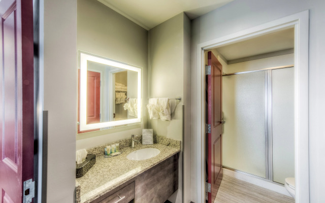 Staybridge Suites Columbus Univ Area - OSU by IHG