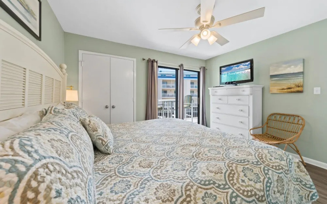Romar Beach 203