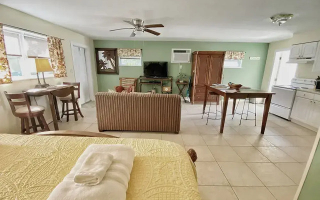 BeachTrail Lodging