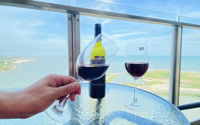 Silverscape Residence