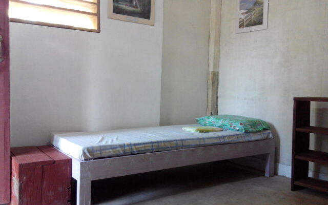 Paseo Del Mar Dive Resort