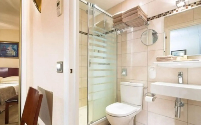Hotel Delavigne