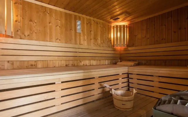 Modern Apartment With Sauna