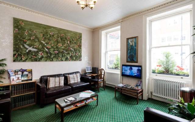 St Athans Hotel