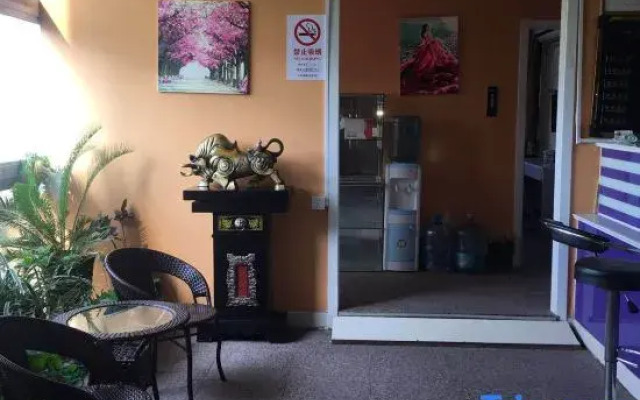 Shanghai Marshmallow Fashion Hotel