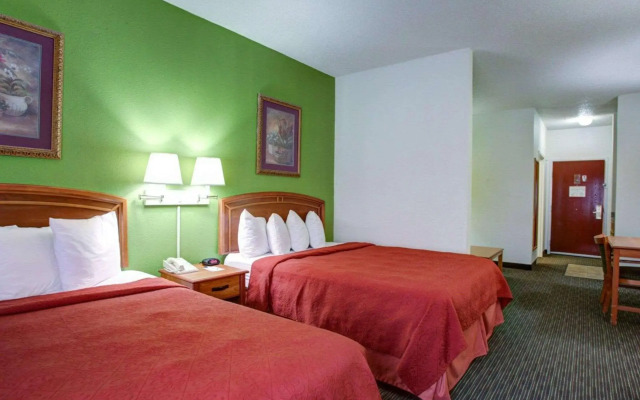 Quality Inn & Suites Airport