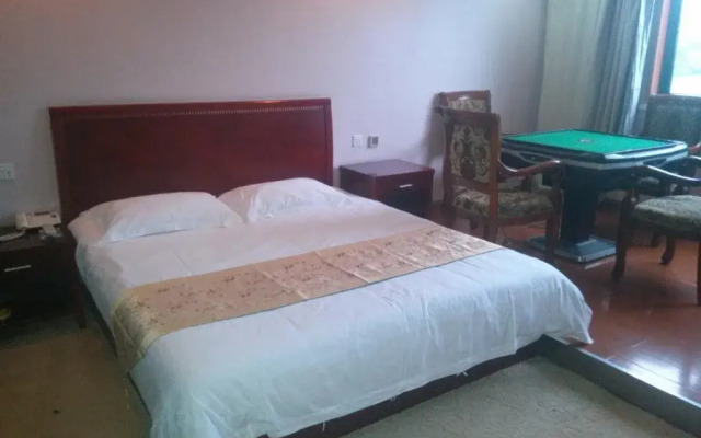 Shunwei Hotel