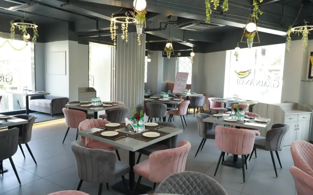 Jivanta Hotel