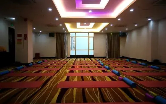 Joy Hotel (Foshan Nanhai Pengruili Jihua Plaza)