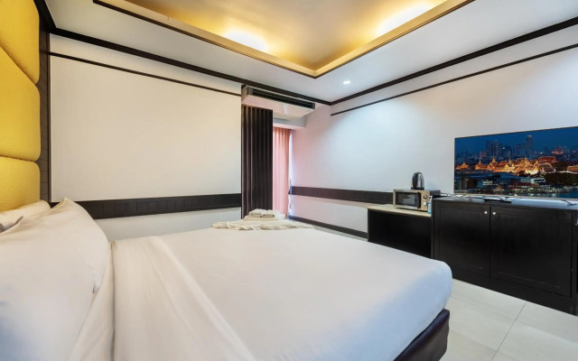 The Legacy Hotel