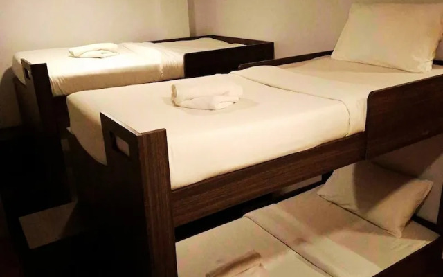 Rudhil's Place Hotel