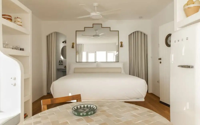 Il Delfino Seaside Inn