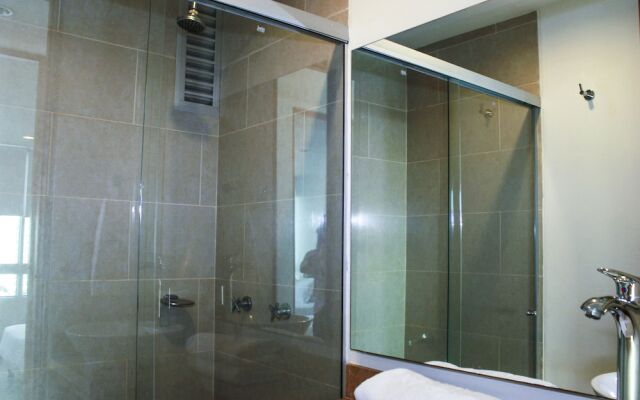 Luxury Ocean View Apartment