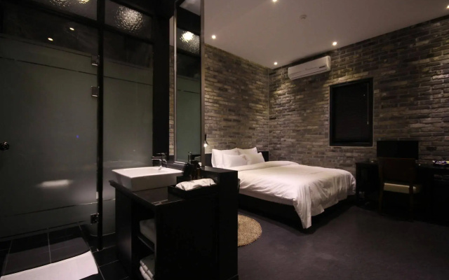 Hotel Almond Busan Station