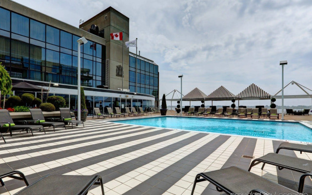 Radisson Blu Toronto Downtown