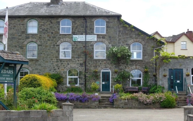Cedars Guesthouse
