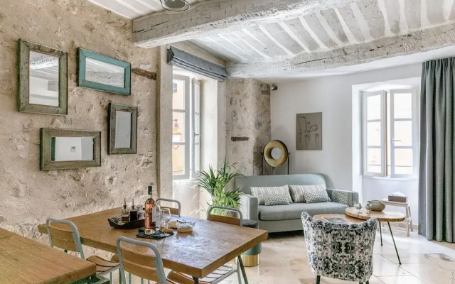Ma maison à Valbonne