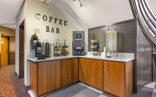 Best Western Plus Mill Creek Inn