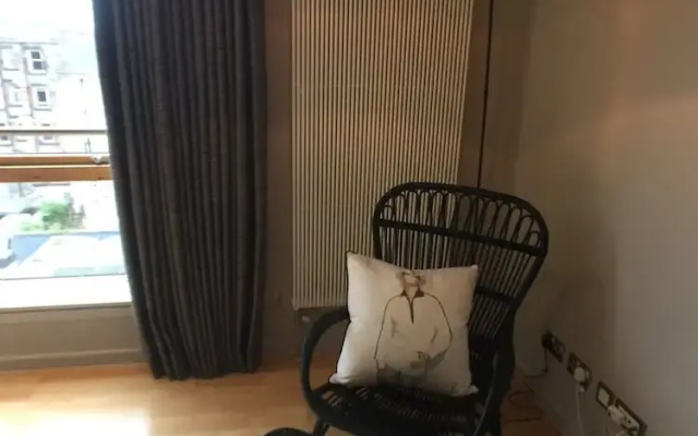 Penthouse Apartment In Edinburghs City Centre