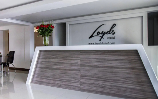 Loyds Hotel