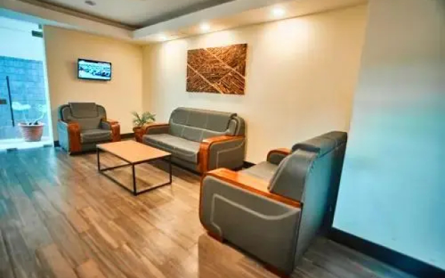 Seven Skies Hotel