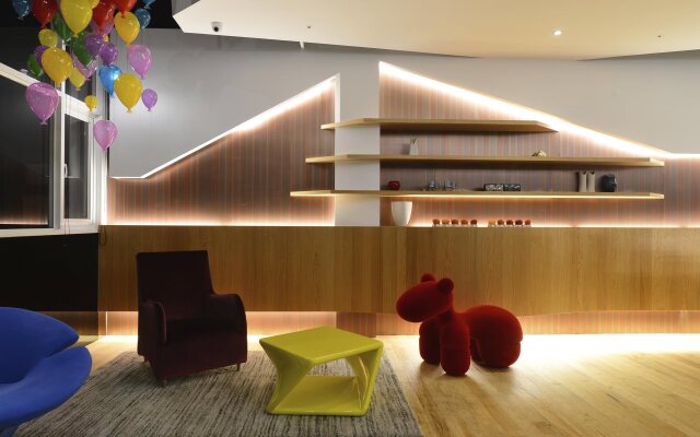In Young Hotel