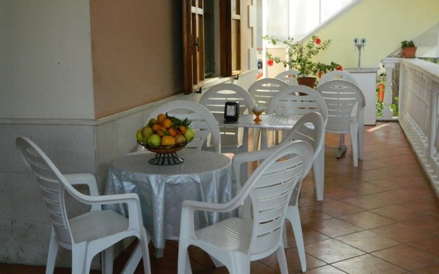 Bed & Breakfast Villa Robinia Massafra