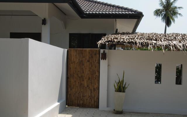 Chalisa Villas Koh Tao